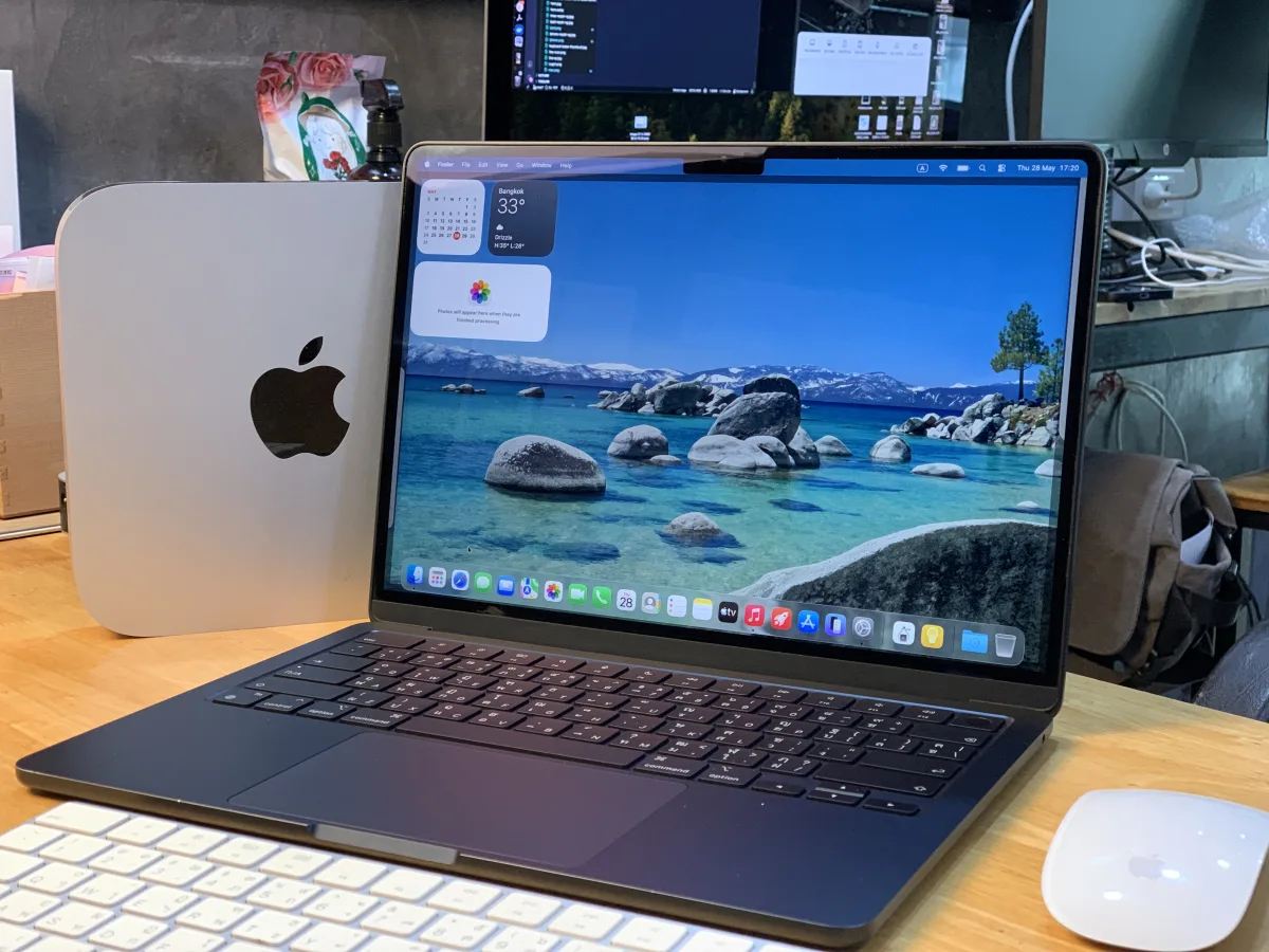 MacBook Air M2 (ปี 2022) มือสอง สภาพดี แบตอึด